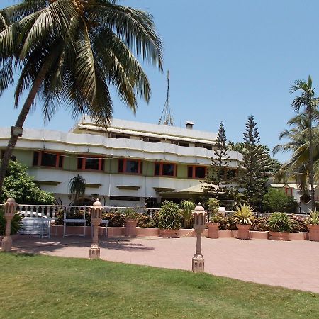 Sandy Resort Daman Esterno foto