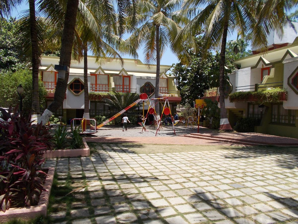 Sandy Resort Daman Esterno foto