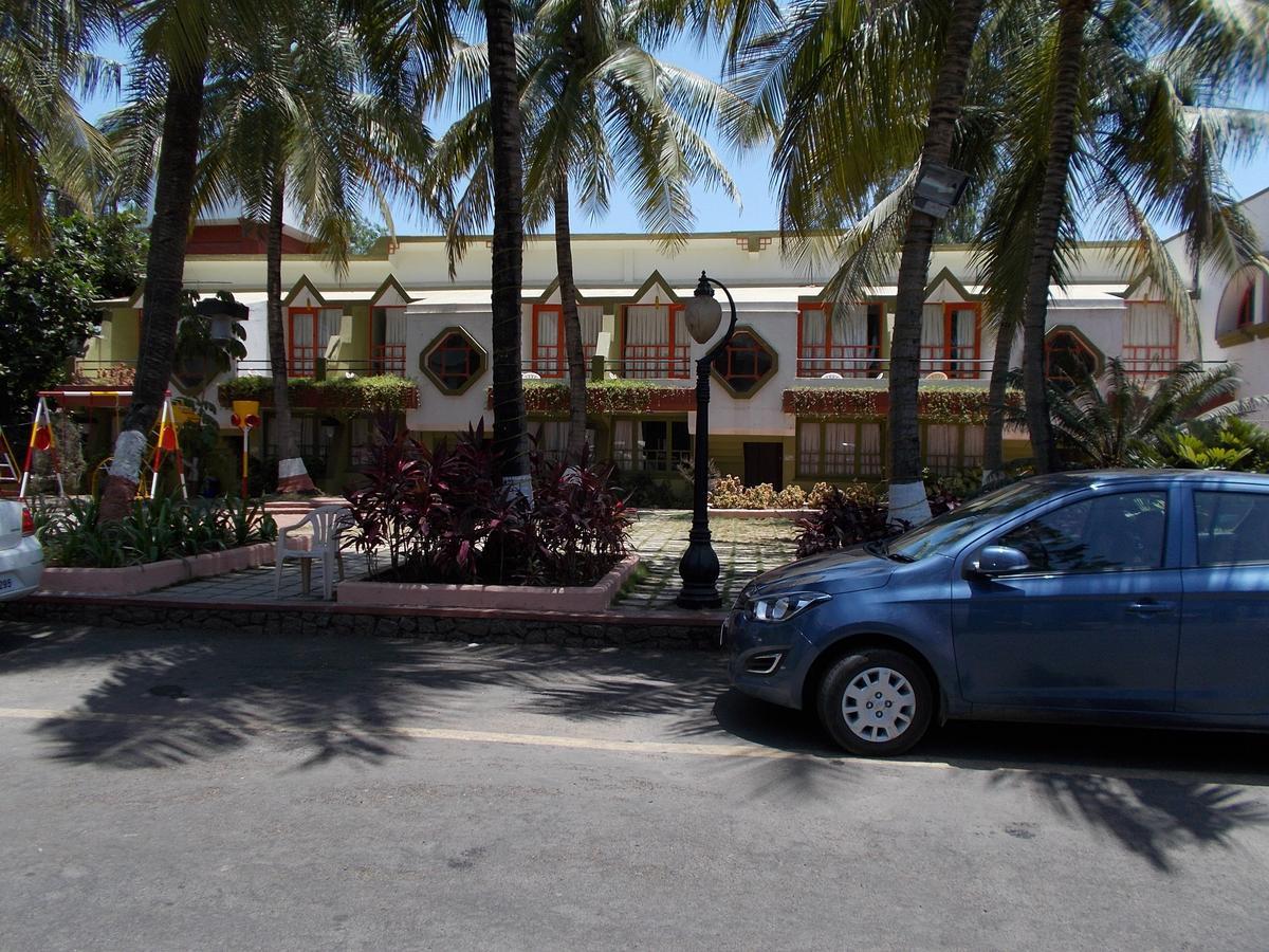 Sandy Resort Daman Esterno foto